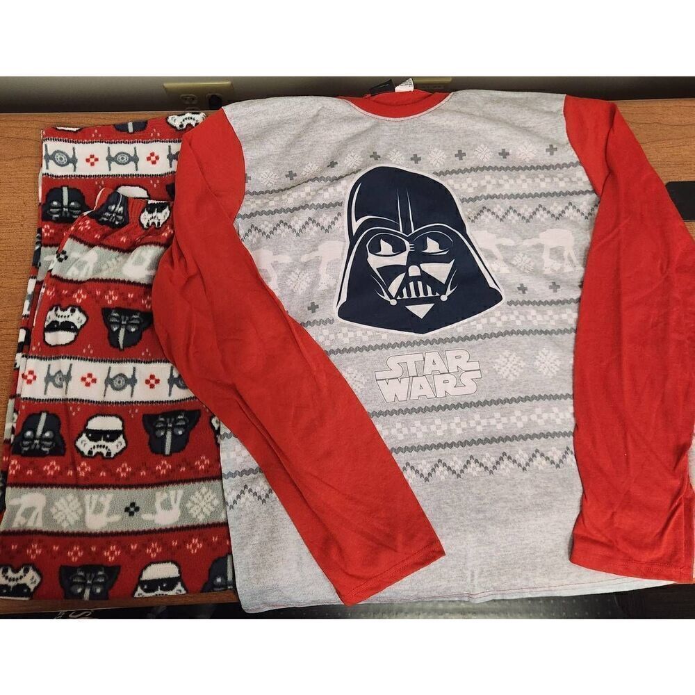 Star Wars-Darth Vader LARGE Red and Black Polyester Pajama Set